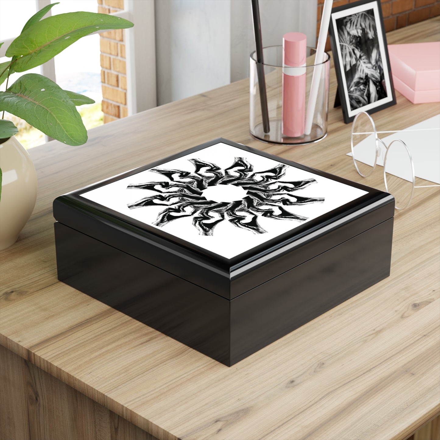 Openhearted Heart Hands Dilating Pupil Rubberwood Jewelry Box