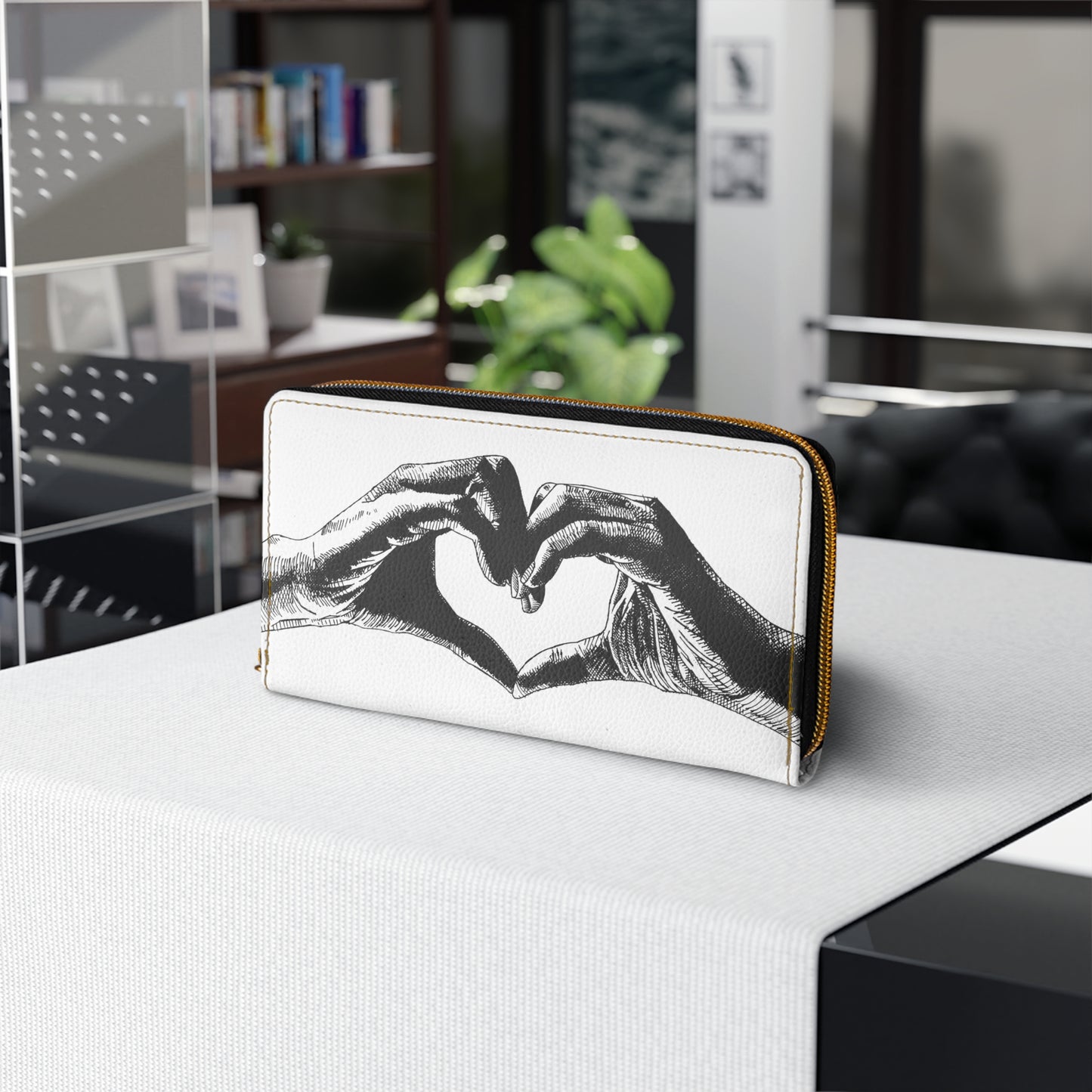 Heart Hands Zipper Wallet